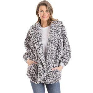 Gray Leopard Lighweight Sherpa Wrap